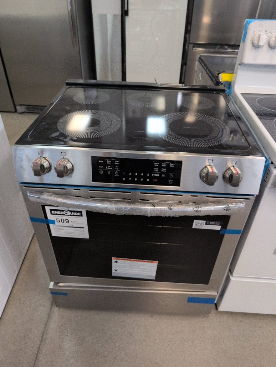 GCFE305CBF - RANGES - Frigidaire - Electric - Stainless Steel - Open Box - BonPrix Électroménagers