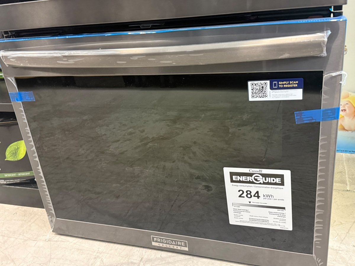 GCWM3067AD - WALL OVENS - Frigidaire Gallery - Combination Oven - Black Stainless - Open Box - BonPrix Électroménagers