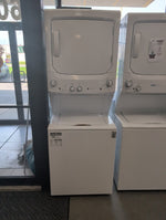 GUV27ESMWWW - LAUNDRY CENTERS - GE - Stacked Washer/Dryer - Electric - White - Open Box - BonPrix Électroménagers