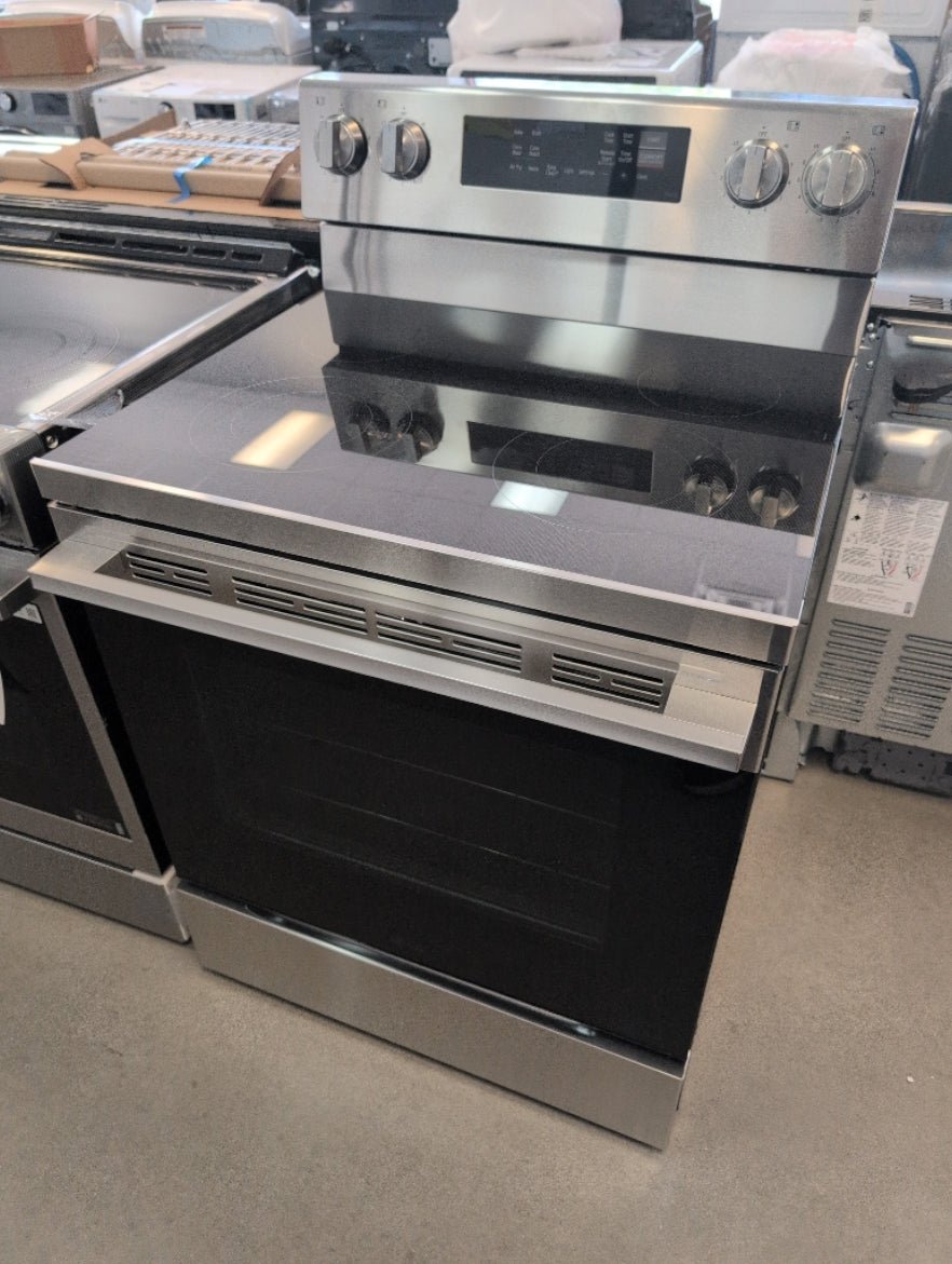 LREN6321YE - RANGES - LG - Electric - Stainless Steel - Open Box - BonPrix Électroménagers
