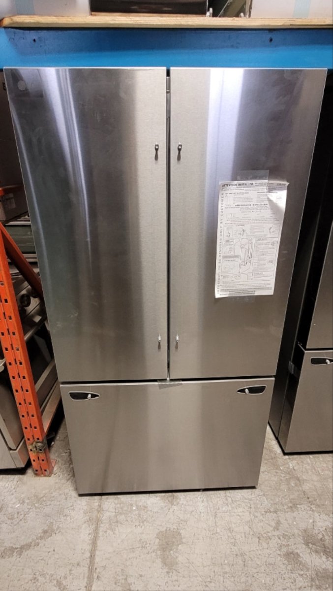 LRFLS3206S - REFRIGERATORS - LG - French 3 - Door - Stainless Steel - Open Box - BonPrix Électroménagers