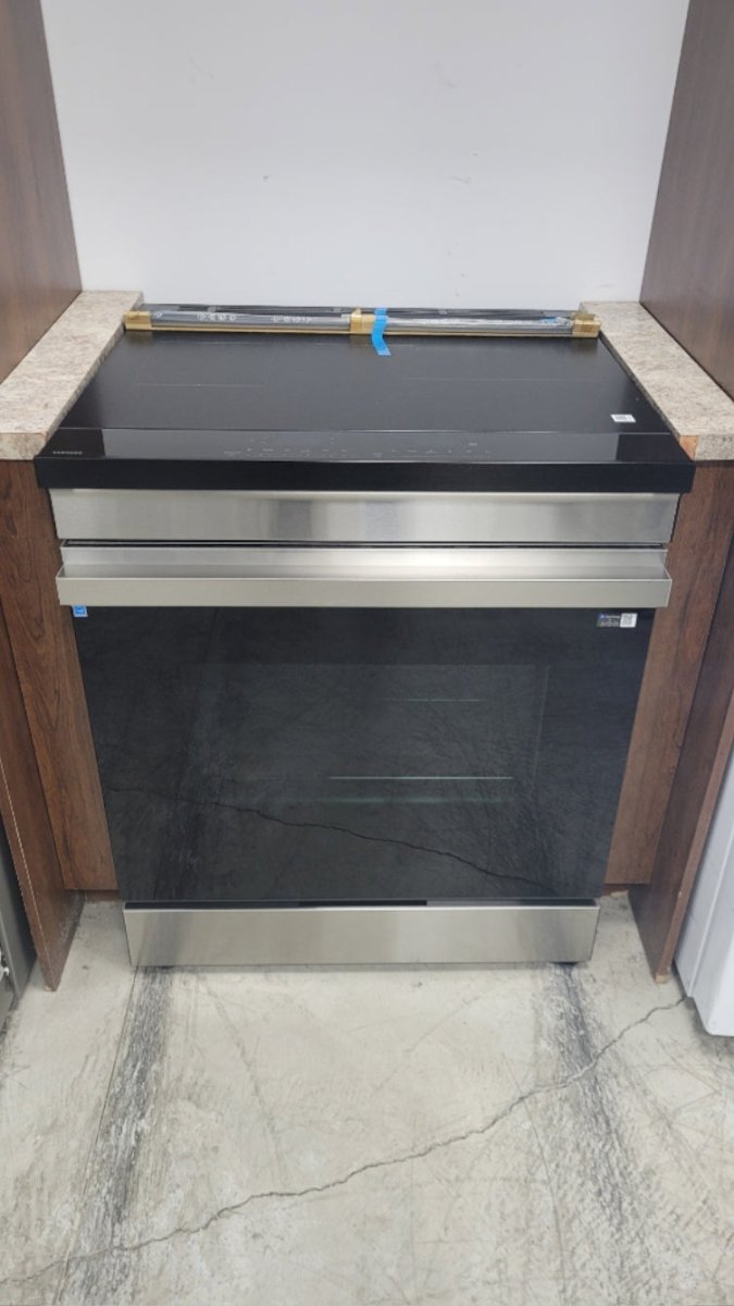 NSI6DG9300SR - RANGES - Samsung - Electric - Stainless Steel - Open Box - BonPrix Électroménagers
