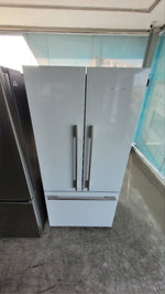 RF170ADW5 - N - REFRIGERATORS - Fisher & Paykel - French 3 - Door - White - Open Box - BonPrix Électroménagers